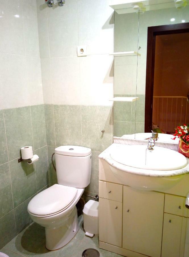 Apartamentos PLAYA LA CALA Parking gratuito Malaga Bagian luar foto
