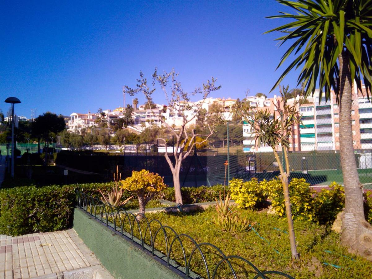 Apartamentos PLAYA LA CALA Parking gratuito Malaga Bagian luar foto
