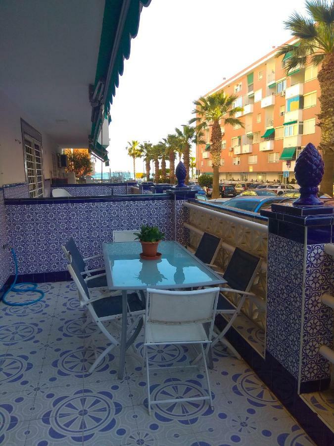 Apartamentos PLAYA LA CALA Parking gratuito Malaga Bagian luar foto